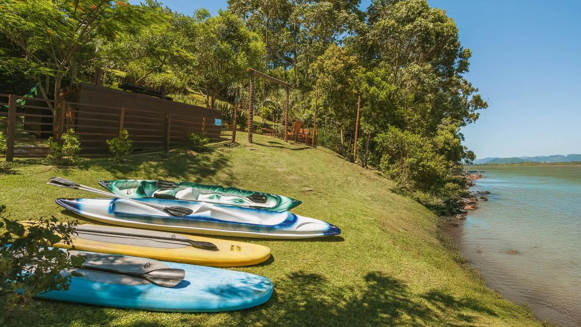 Recanto Lagoa - Casas Completas Na Beira Da Lagoa Com Piscina Aquecida, Jacuzzi Privativa, Mesa De Sinuca E Muito Mais Praia do Rosa Casa de Férias