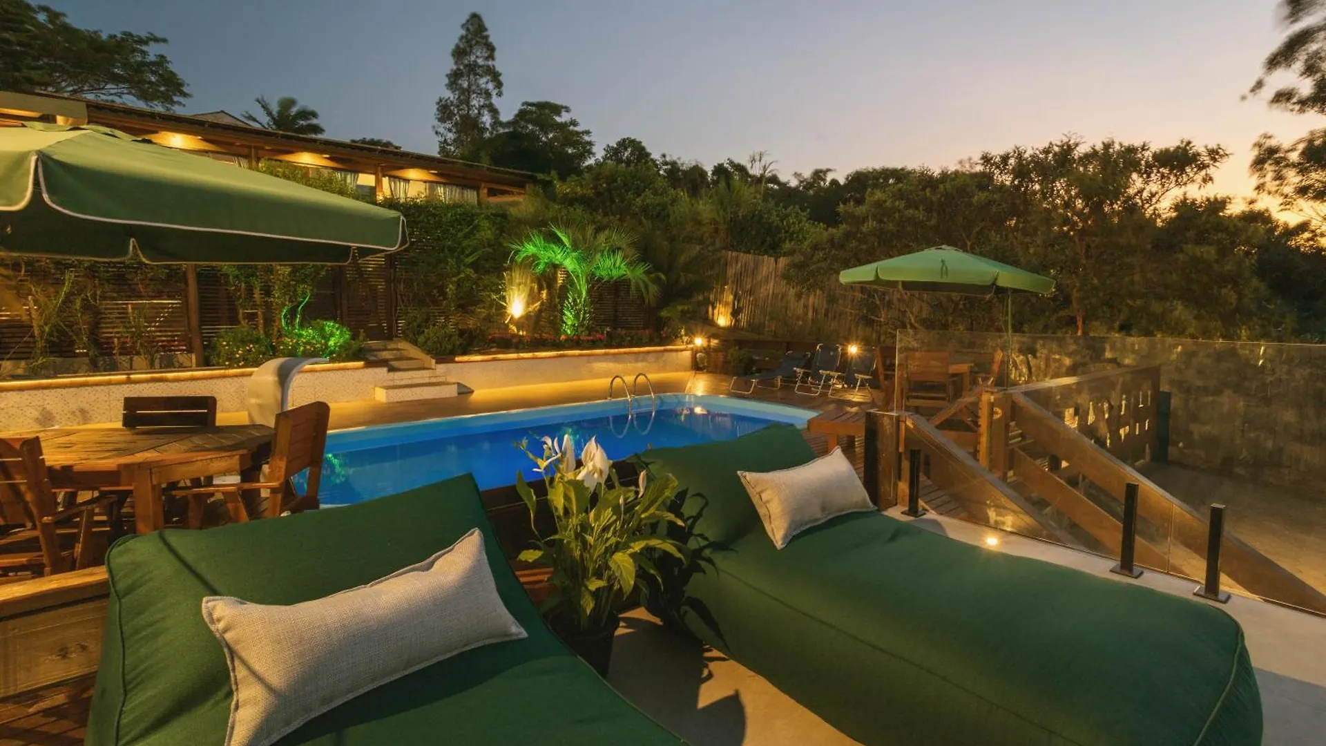 Recanto Lagoa - Casas Completas Na Beira Da Lagoa Com Piscina Aquecida, Jacuzzi Privativa, Mesa De Sinuca E Muito Mais Praia do Rosa 0*,  Brasil