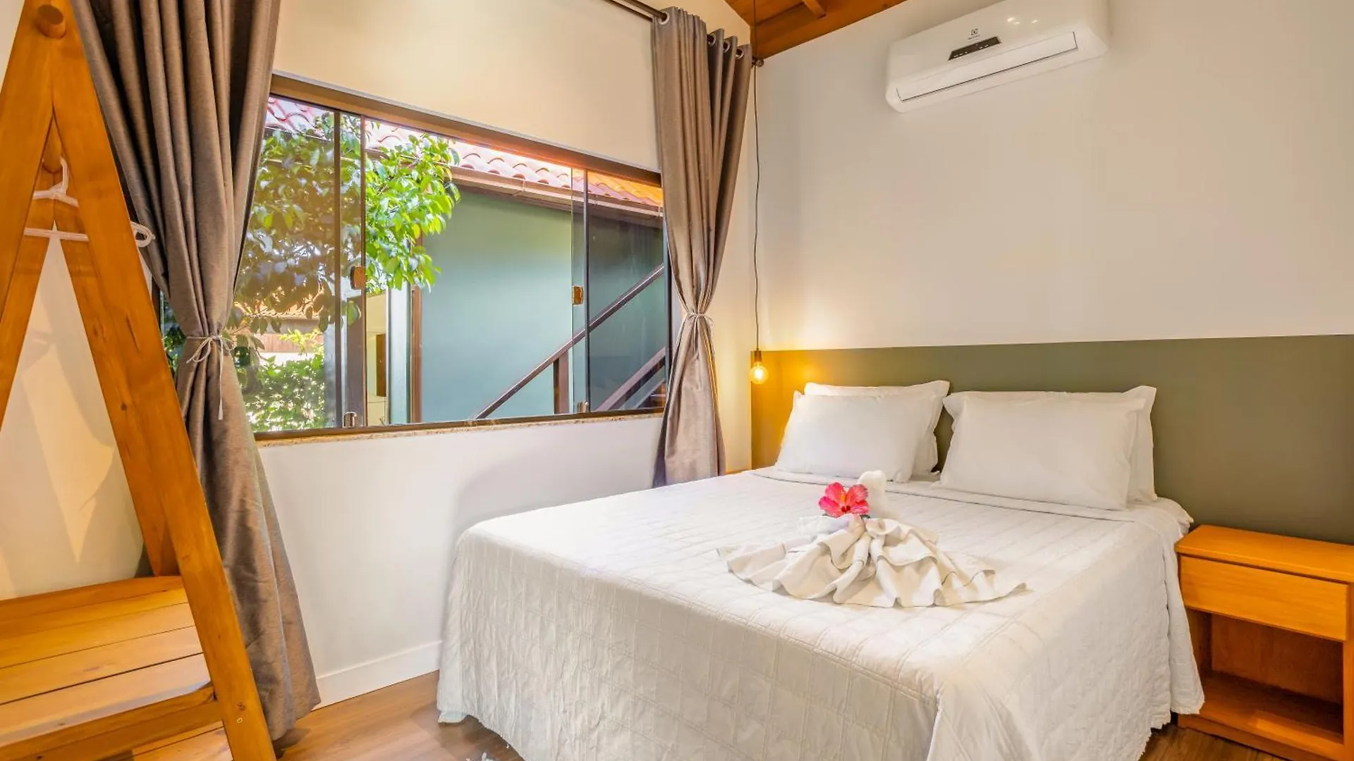 Recanto Lagoa - Casas Completas Na Beira Da Lagoa Com Piscina Aquecida, Jacuzzi Privativa, Mesa De Sinuca E Muito Mais Praia do Rosa Brasil